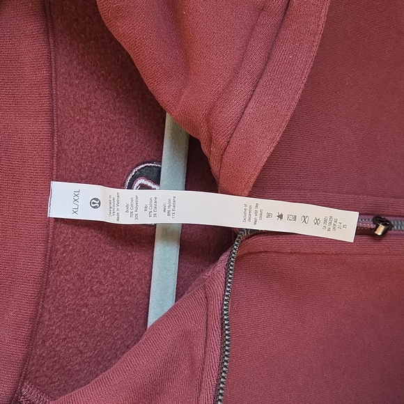 Lululemon Half Zip Scuba - Picture 2 of 7